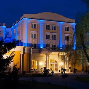 Hotel Windsor W Jachrance Яхранка Exterior photo