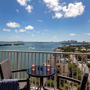 Shorecrest Miami Bay Luxury Apartments Exterior photo