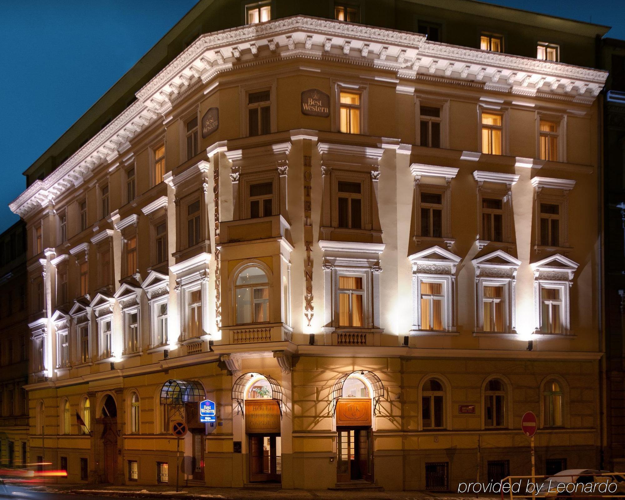 Hotel Kinsky Fountain Прага Екстер'єр фото