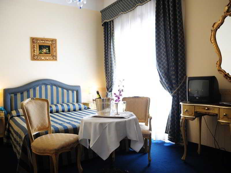 Hotel Villa Edera Lido di Venezia Екстер'єр фото