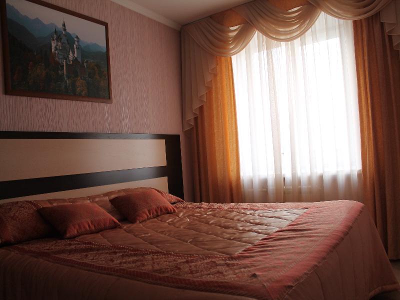 Sky Hotel Красноярськ Екстер'єр фото