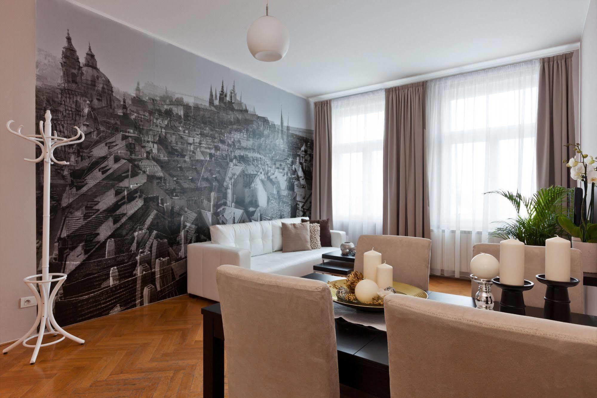 Prague Holiday Apartments Екстер'єр фото